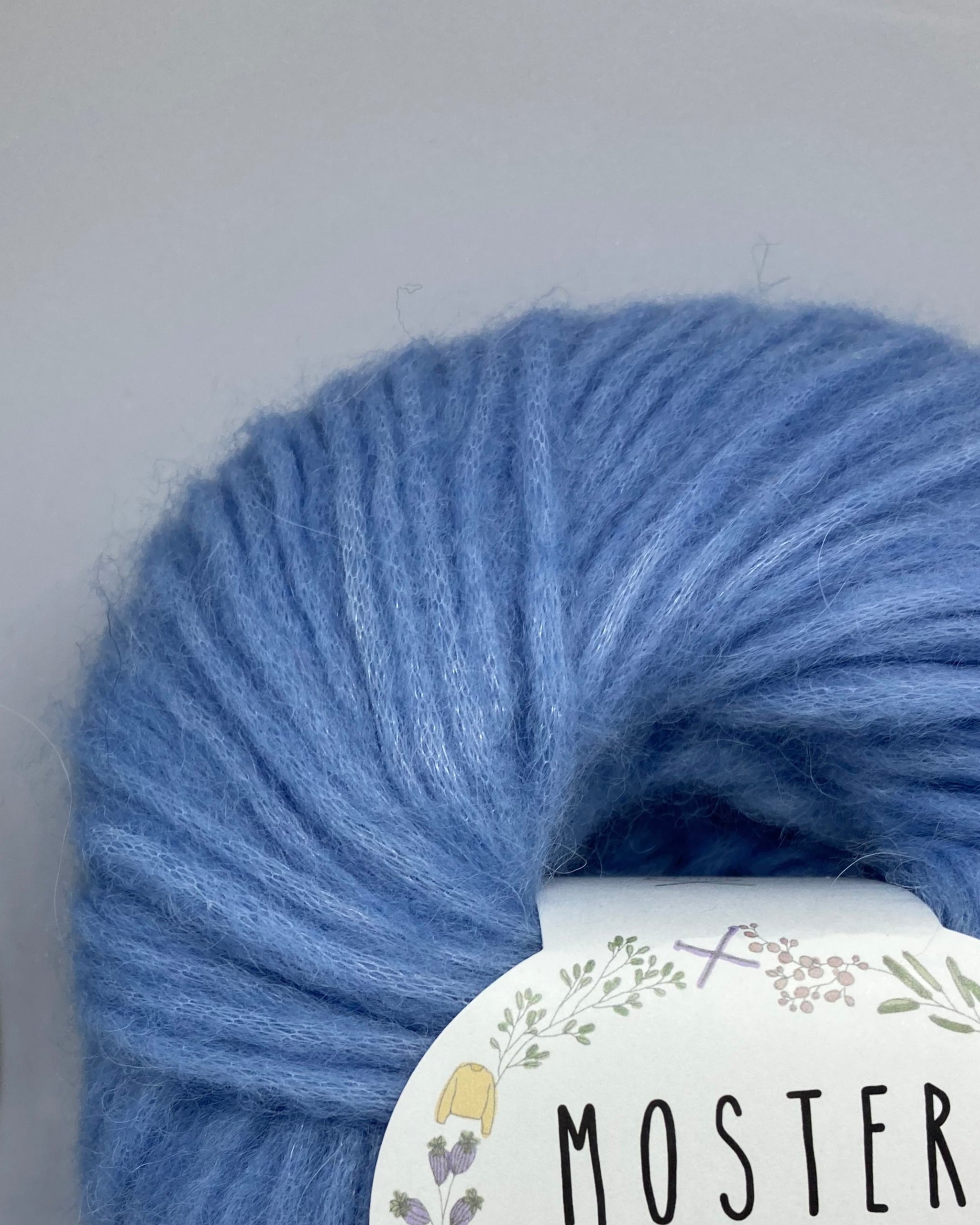 SKY BLUE (BABY ALPACA MERINO WOOL)